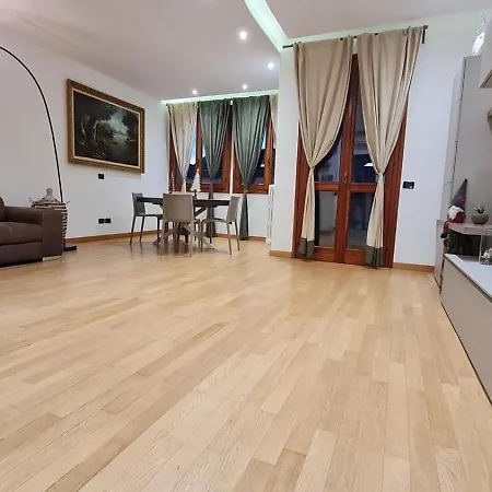 Apartamento Misani Novara